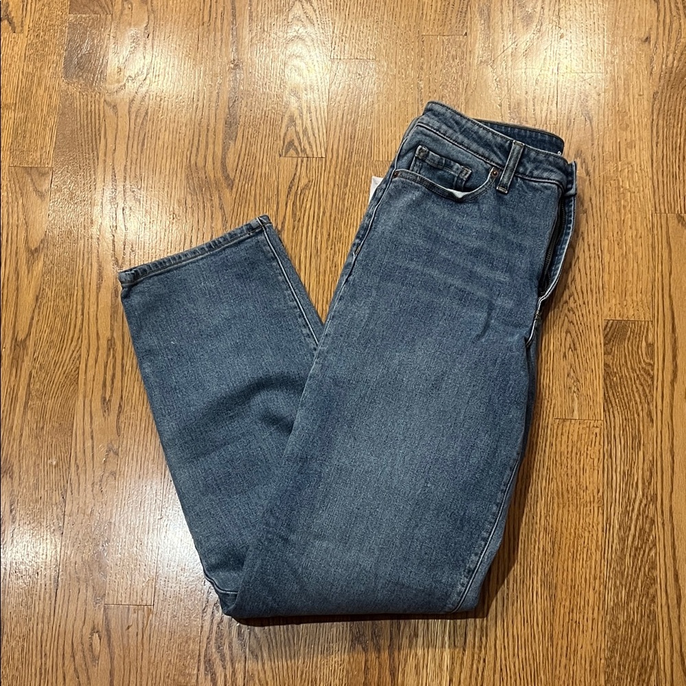 NWT Old Navy high rise O.G loose size 10 tall Jeans  99% cotton 1% spandex